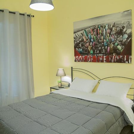 Cozy Renovated Flat In Koukaki Atenas Exterior foto