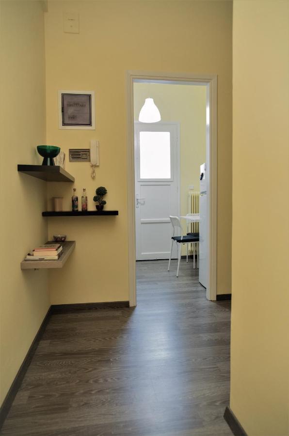 Cozy Renovated Flat In Koukaki Atenas Exterior foto