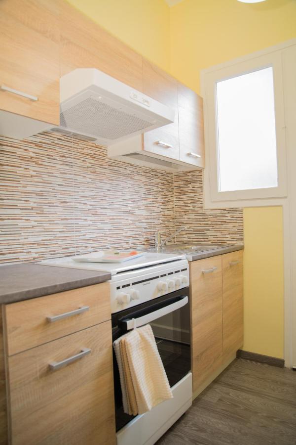 Cozy Renovated Flat In Koukaki Atenas Exterior foto